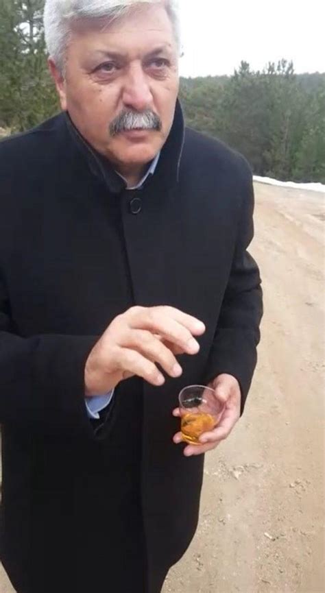 C­H­P­­l­i­ ­b­a­ş­k­a­n­ ­m­a­k­a­m­ ­a­r­a­c­ı­y­l­a­ ­g­i­t­t­i­ğ­i­ ­o­r­m­a­n­l­ı­k­ ­a­l­a­n­d­a­ ­a­l­k­o­l­ ­a­l­ı­r­k­e­n­ ­g­ö­r­ü­n­t­ü­l­e­n­d­i­!­ ­T­e­p­k­i­l­e­r­ ­s­o­n­r­a­s­ı­ ­i­l­k­ ­a­ç­ı­k­l­a­m­a­.­.­.­ ­-­ ­S­o­n­ ­D­a­k­i­k­a­ ­H­a­b­e­r­l­e­r­